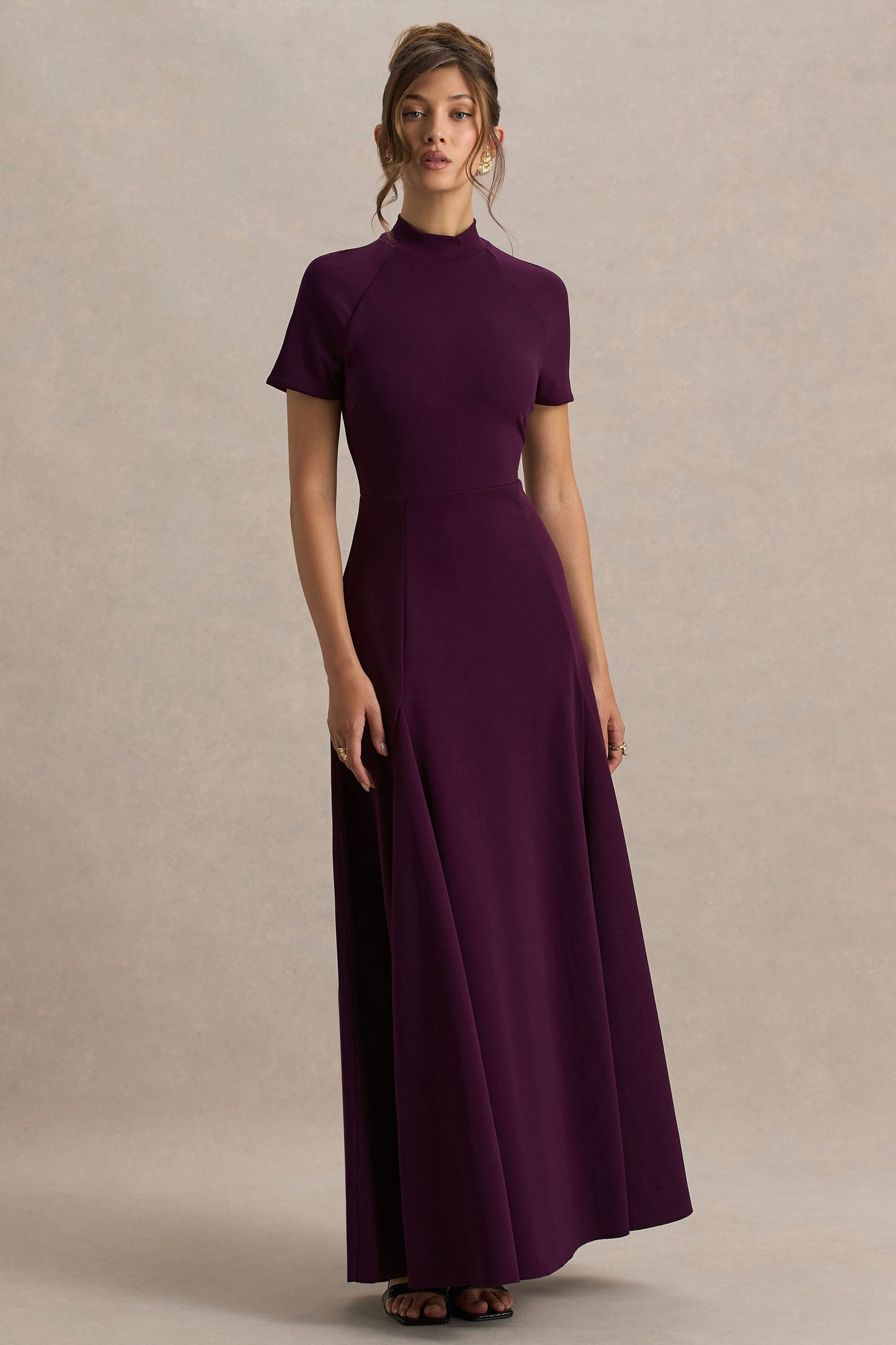 Alea | Burgundy High-Neck Short-Sleeve Maxi Dress