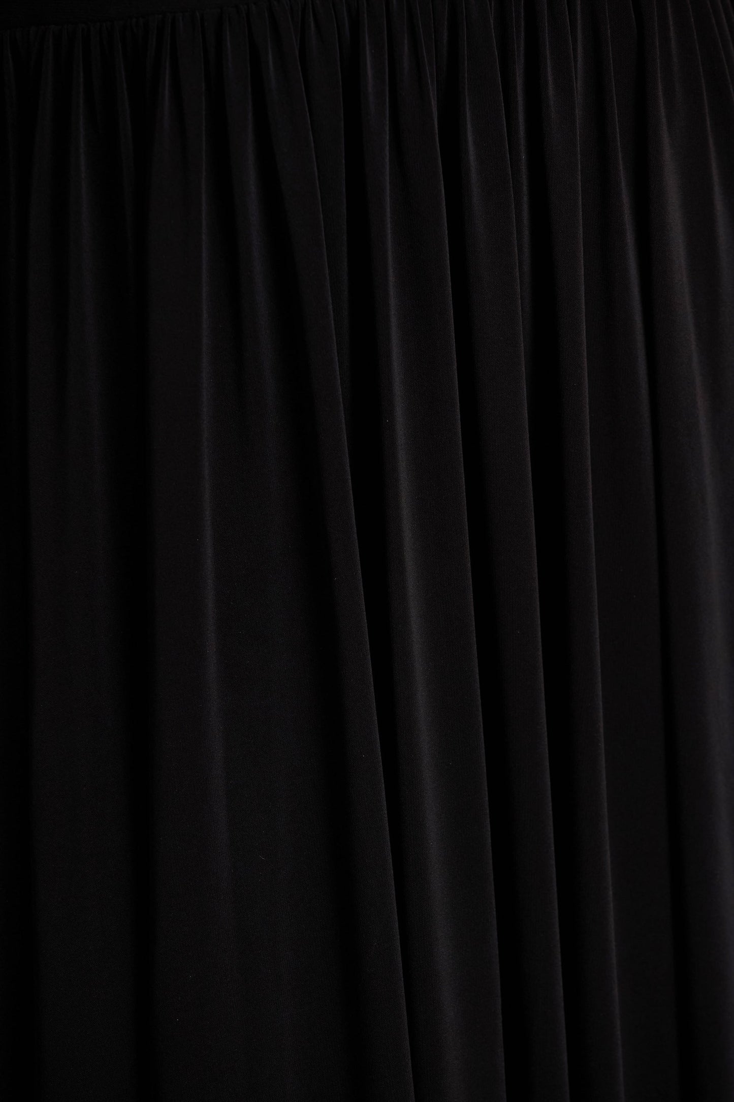 Rosalita | Black Crew-Neck Maxi Dress With Drop-Waist